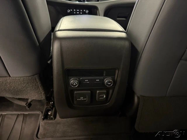 2022 Buick Enclave - Image 18 of 21
