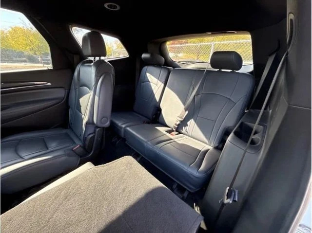 2022 Buick Enclave - Image 11 of 12