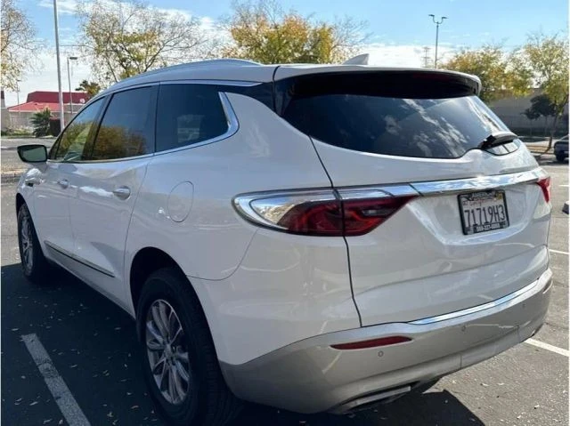 2022 Buick Enclave - Image 6 of 12