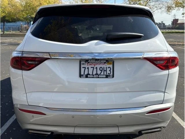 2022 Buick Enclave - Image 8 of 12