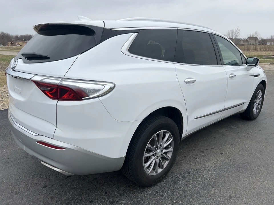 2022 Buick Enclave - Image 5 of 18