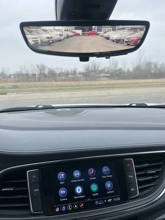 2022 Buick Enclave - Image 17 of 18