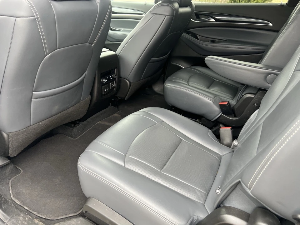 2022 Buick Enclave - Image 10 of 17