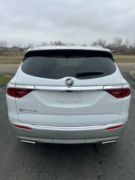 2022 Buick Enclave - Image 4 of 17