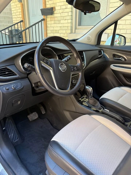 2022 Buick Encore - Image 5 of 7