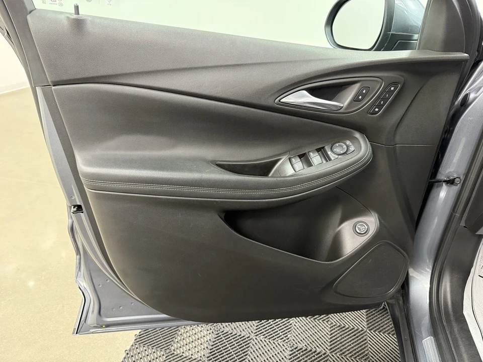 2022 Buick Encore GX - Image 7 of 12