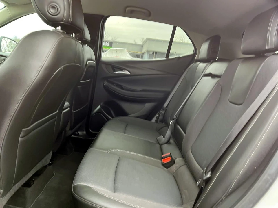 2022 Buick Encore GX - Image 19 of 21