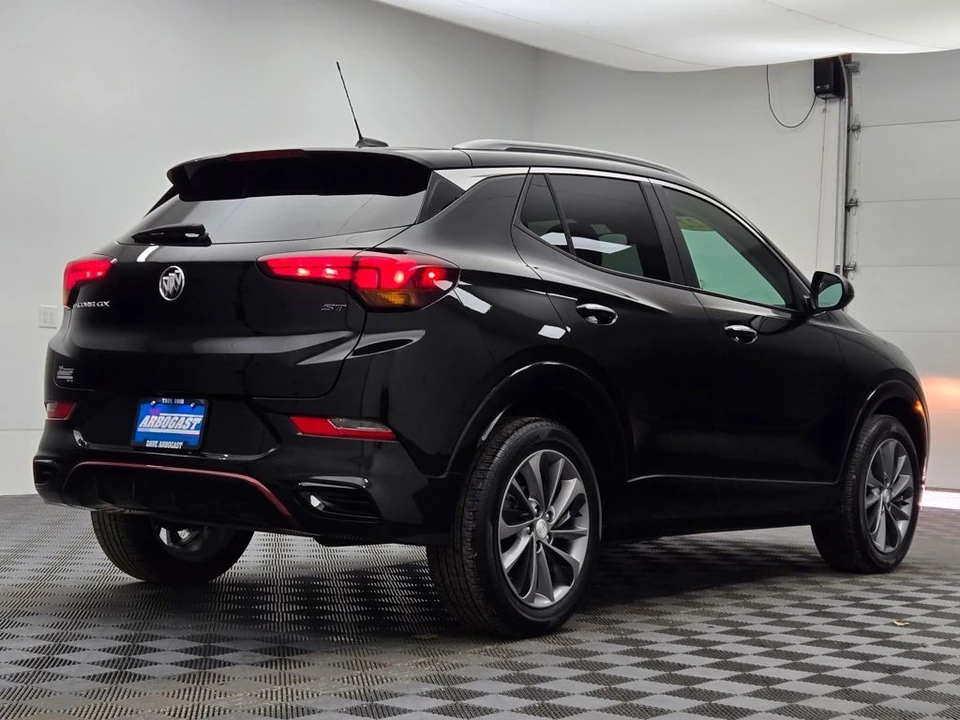 2022 Buick Encore GX - Image 8 of 12