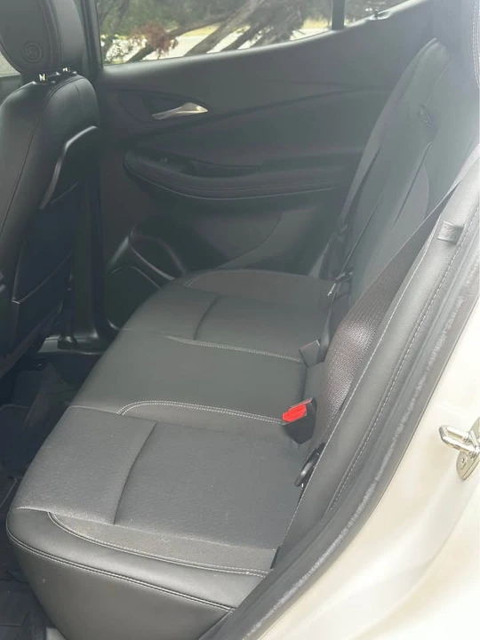2022 Buick Encore GX - Image 7 of 9