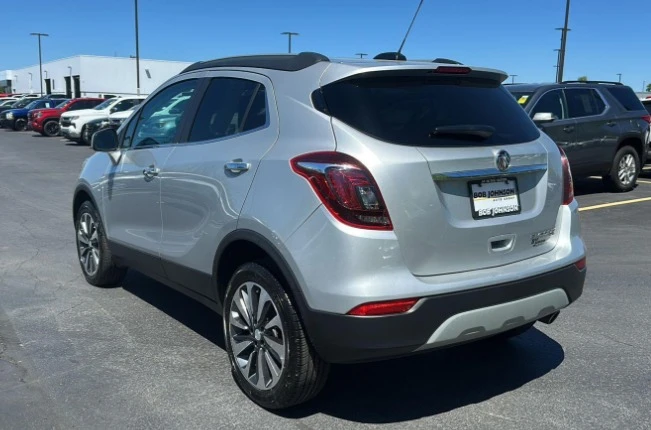 2022 Buick Encore - Image 2 of 5