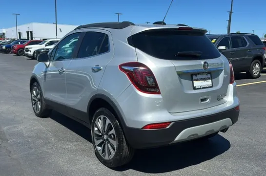 2022 Buick Encore - Image 2 of 5