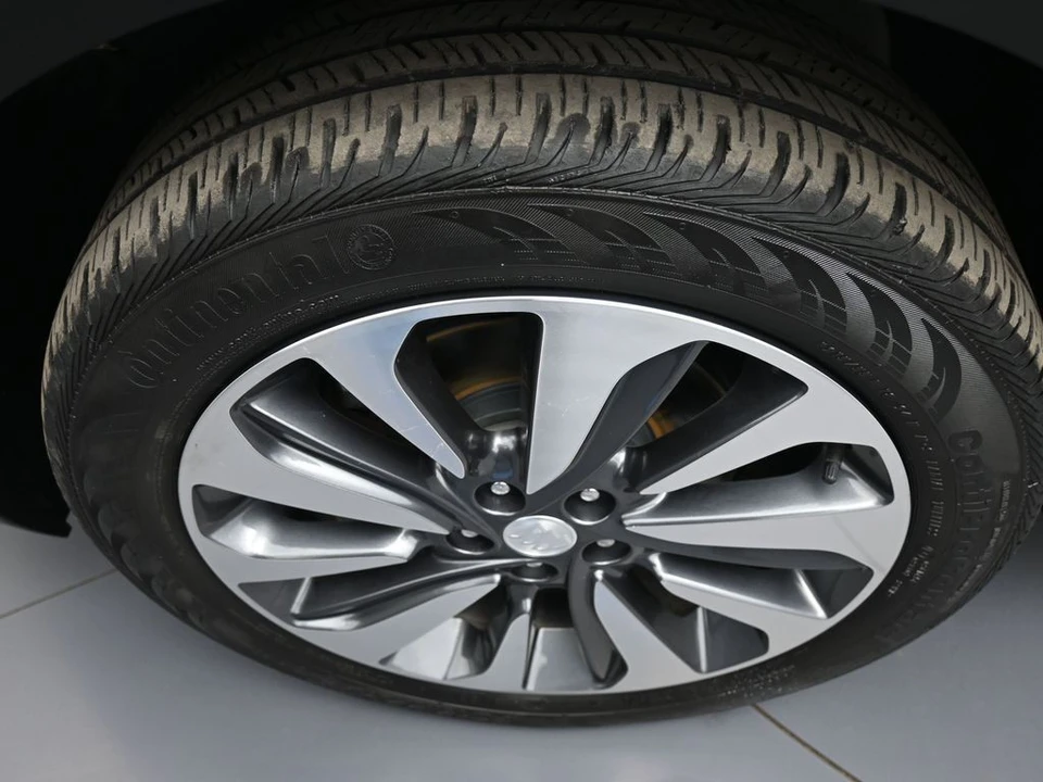 2022 Buick Encore - Image 14 of 21