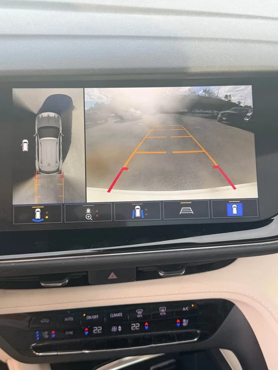 2022 Buick Envision - Image 7 of 7