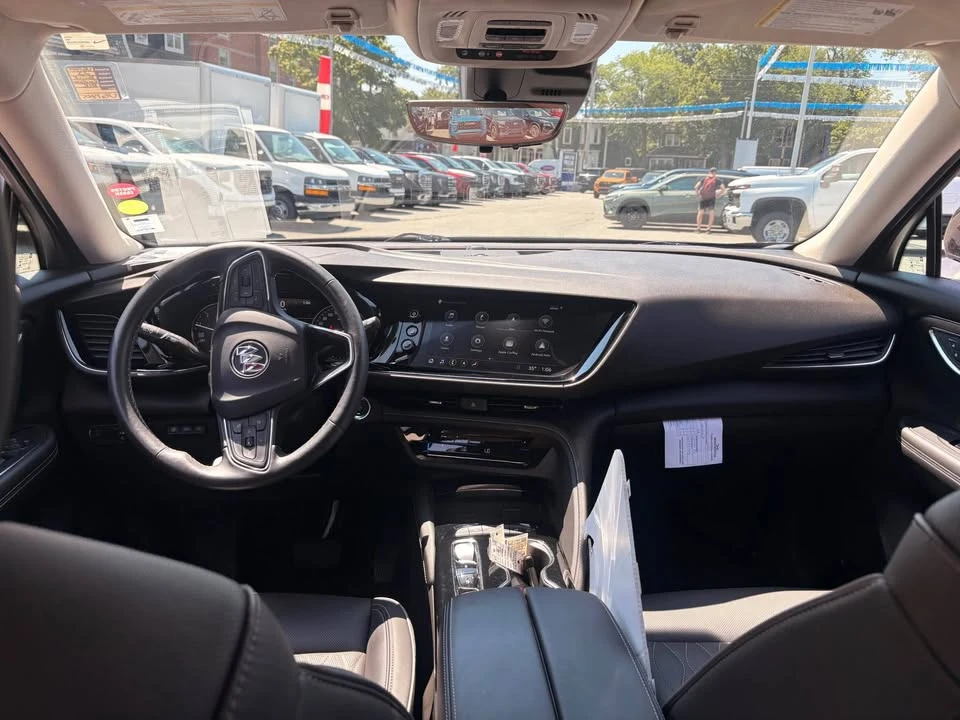 2022 Buick Envision - Image 13 of 18