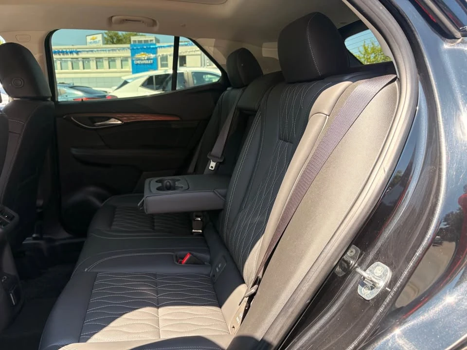 2022 Buick Envision - Image 11 of 18