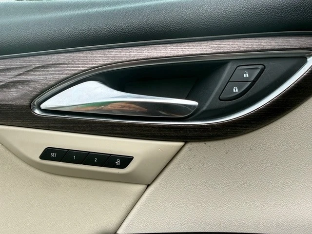 2022 Buick Envision - Image 12 of 12