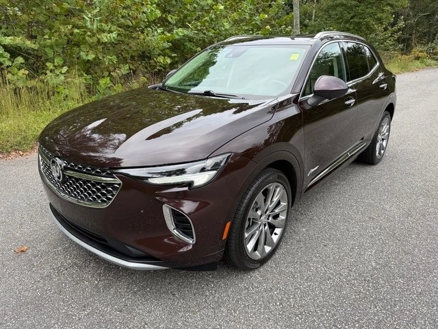 2022 Buick Envision - Image 2 of 12