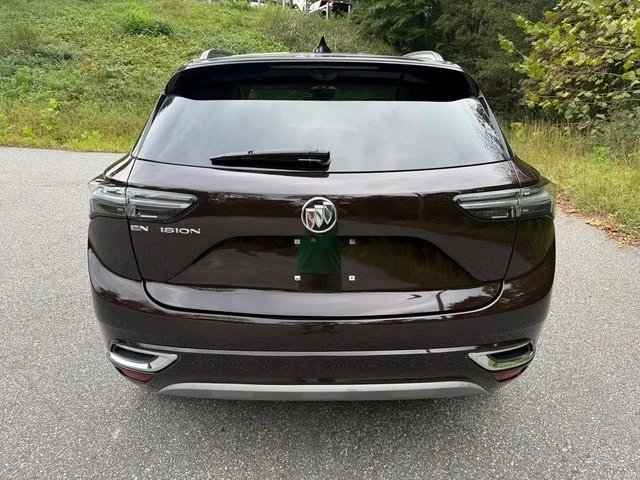 2022 Buick Envision - Image 7 of 12