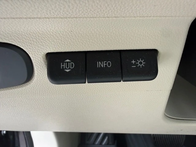 2022 Buick Envision - Image 17 of 21