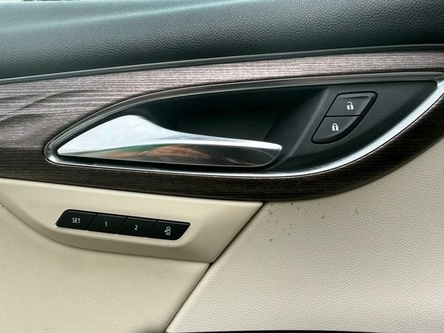 2022 Buick Envision - Image 12 of 12