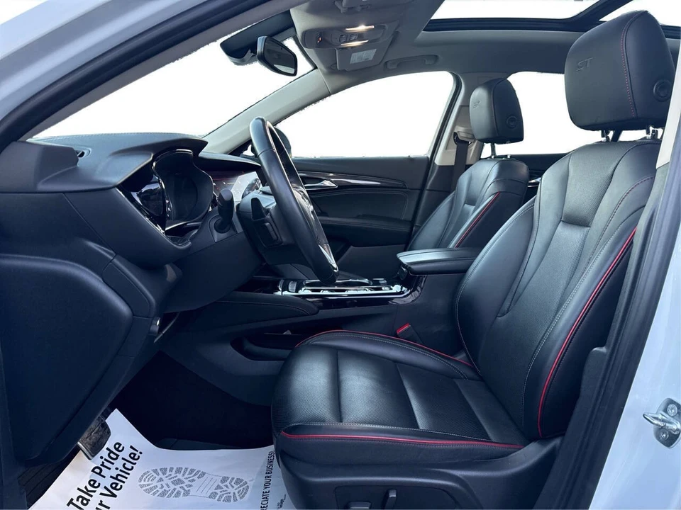 2022 Buick Envision - Image 9 of 21