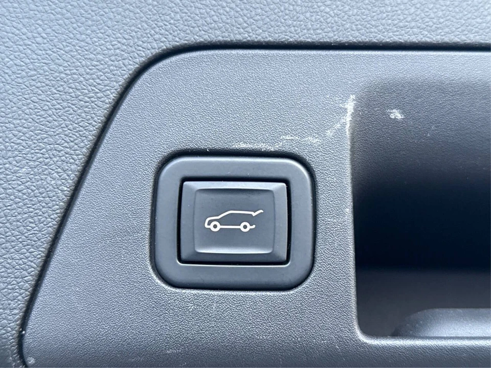 2022 Buick Envision - Image 14 of 21