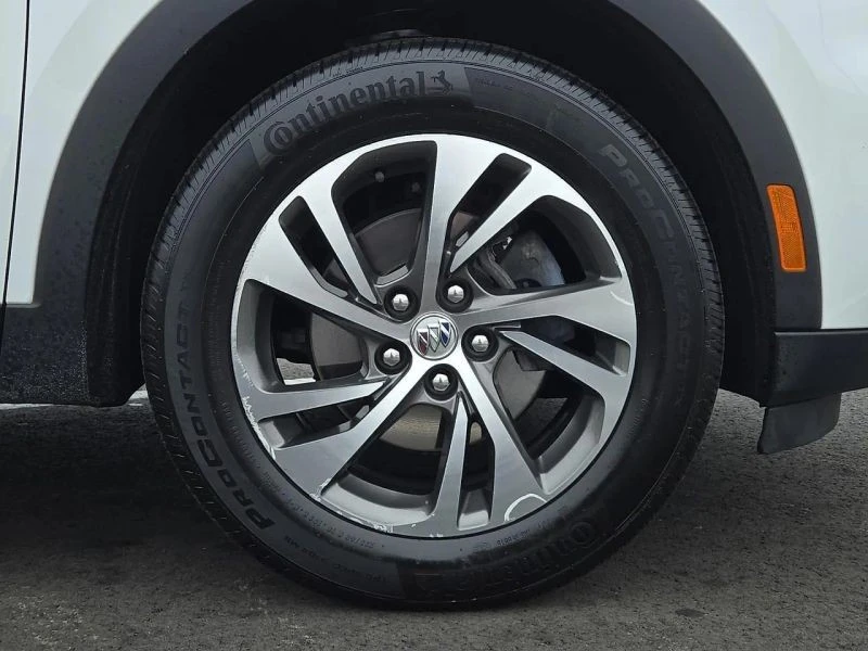 2022 Buick Envision - Image 8 of 12