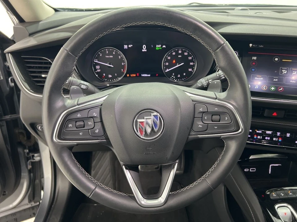 2022 Buick Envision - Image 10 of 21