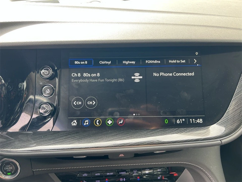 2022 Buick Envision - Image 13 of 21