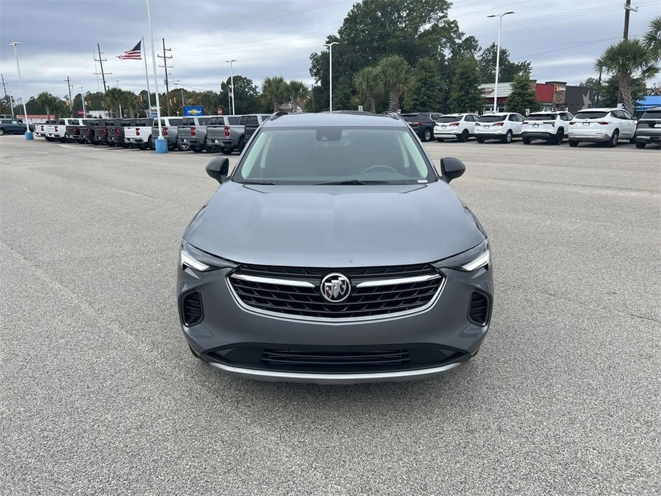 2022 Buick Envision - Image 3 of 21