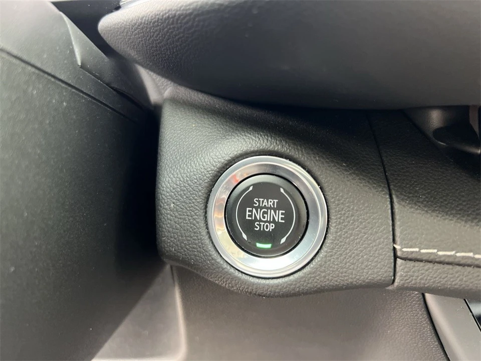 2022 Buick Envision - Image 16 of 21