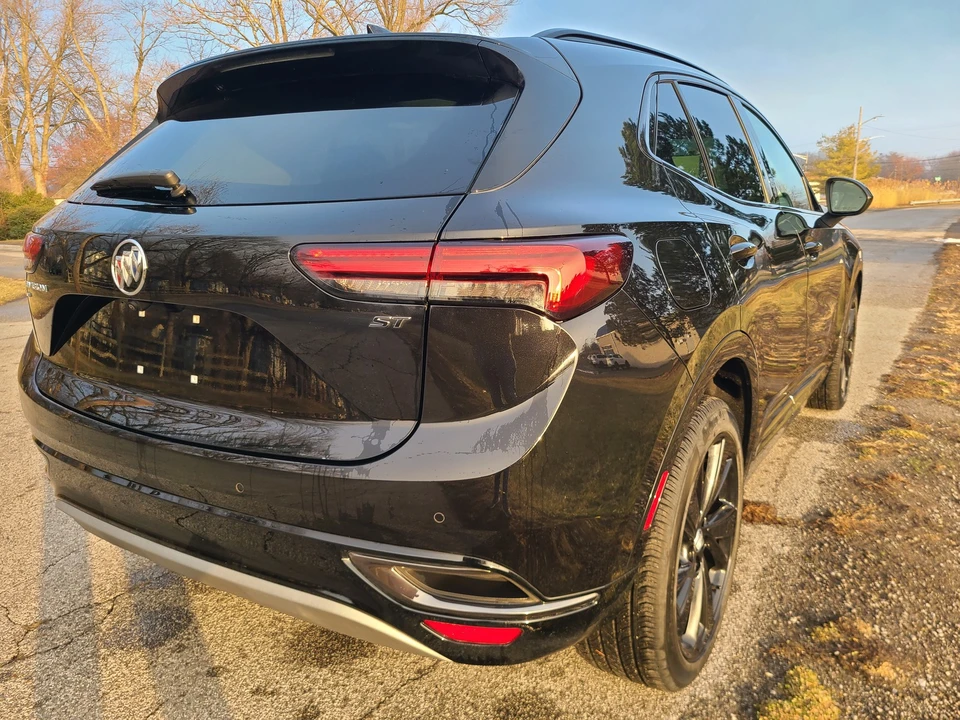 2022 Buick Envision - Image 5 of 21