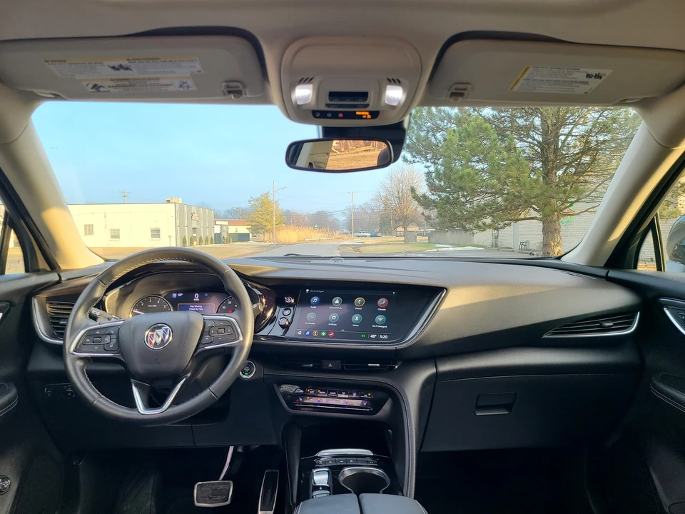 2022 Buick Envision - Image 17 of 21