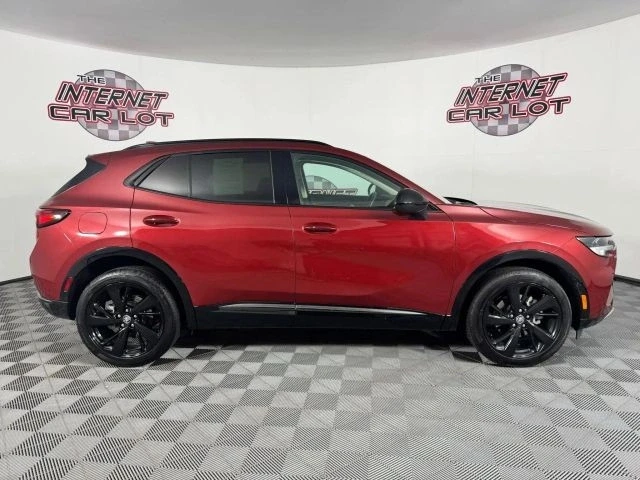 2022 Buick Envision - Image 8 of 12