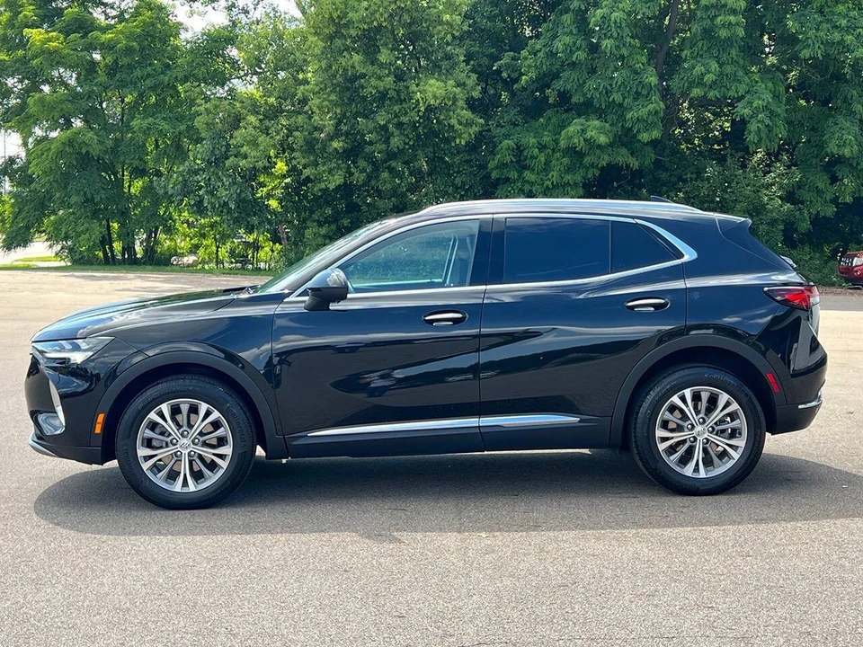 2022 Buick Envision - Image 15 of 21