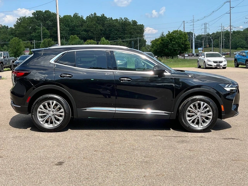 2022 Buick Envision - Image 17 of 21