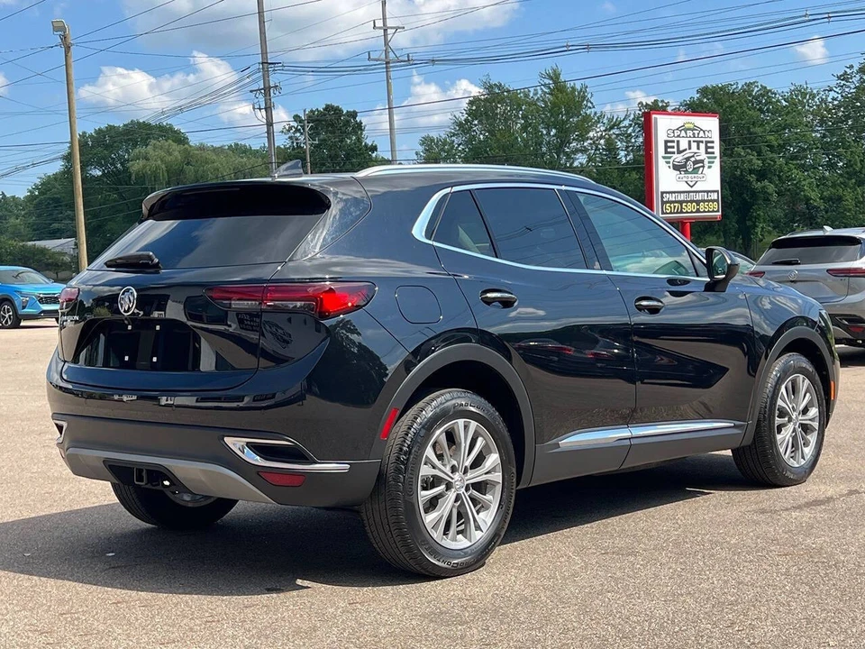 2022 Buick Envision - Image 5 of 21