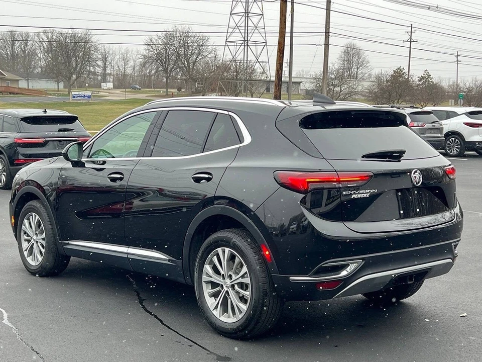 2022 Buick Envision - Image 6 of 21