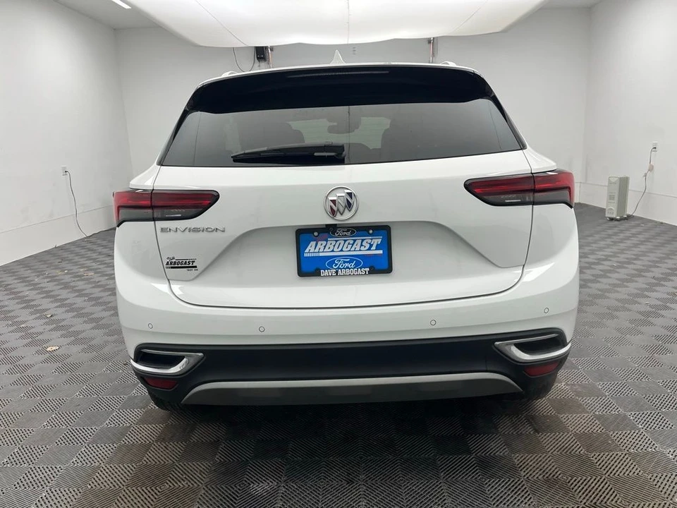 2022 Buick Envision - Image 7 of 12