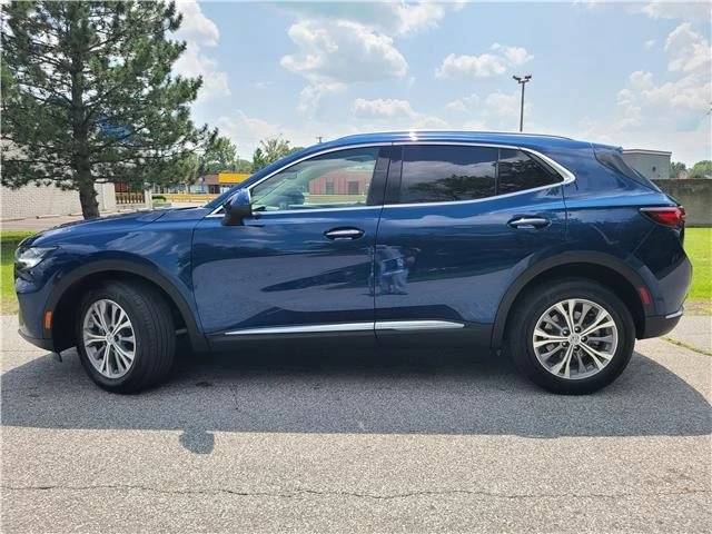 2022 Buick Envision - Image 2 of 21