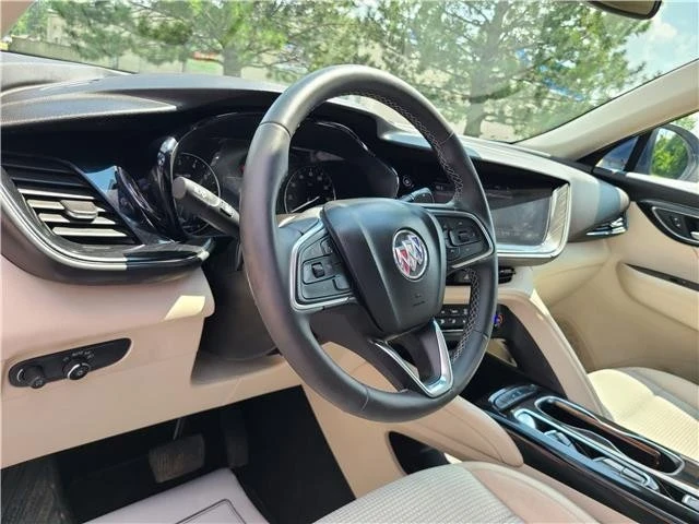 2022 Buick Envision - Image 9 of 21