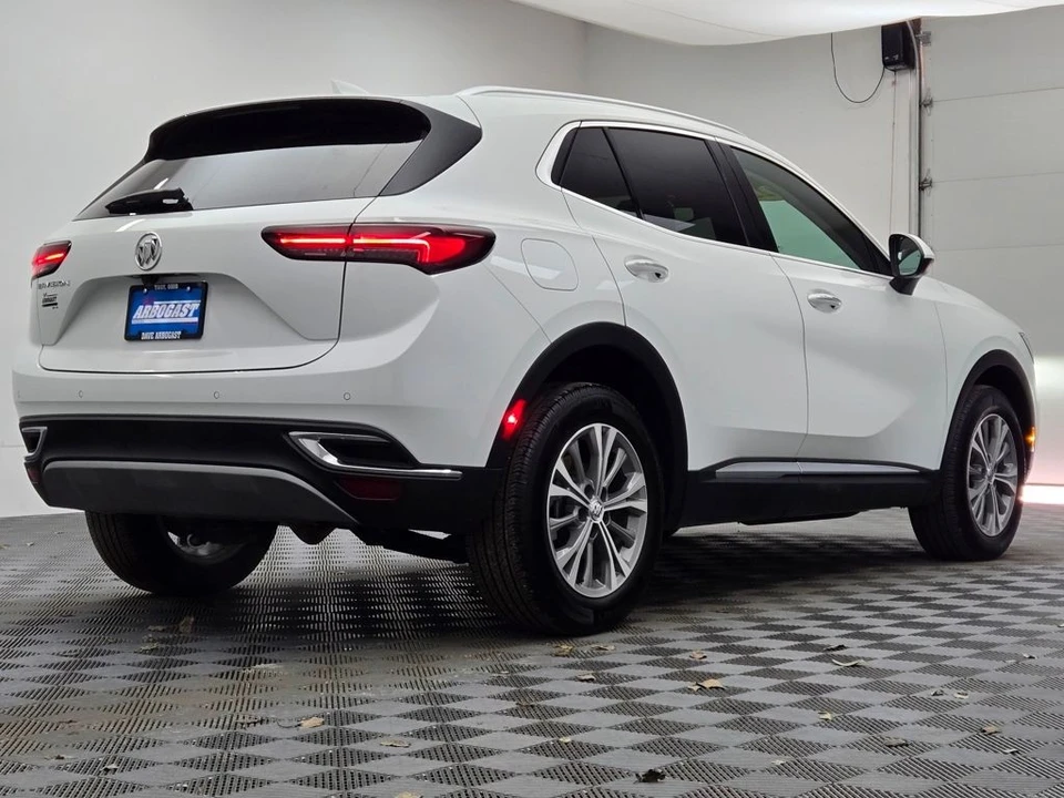 2022 Buick Envision - Image 11 of 12