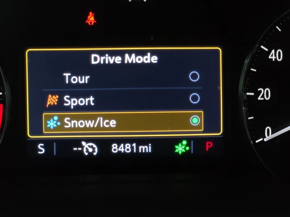 2022 Buick Envision - Image 7 of 12