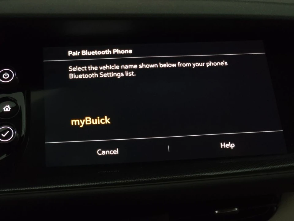 2022 Buick Envision - Image 9 of 12