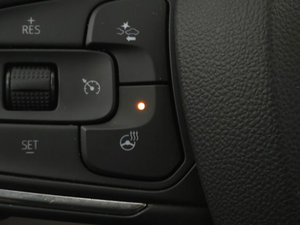 2022 Buick Envision - Image 4 of 12