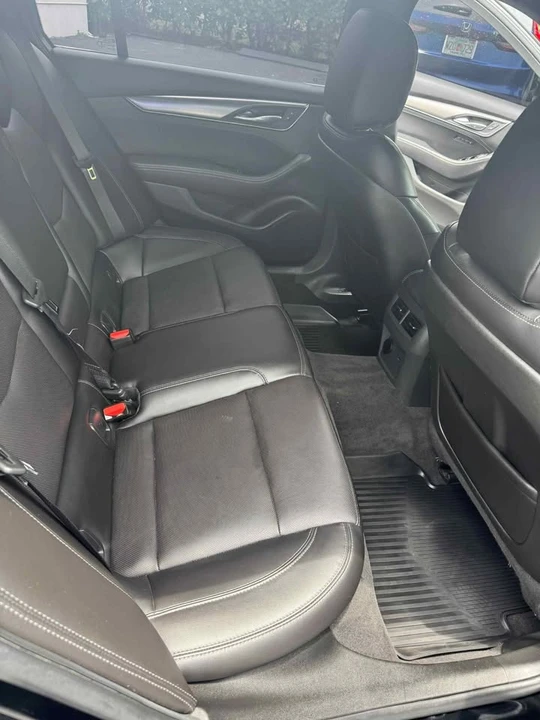 2022 Cadillac CT5 - Image 9 of 10