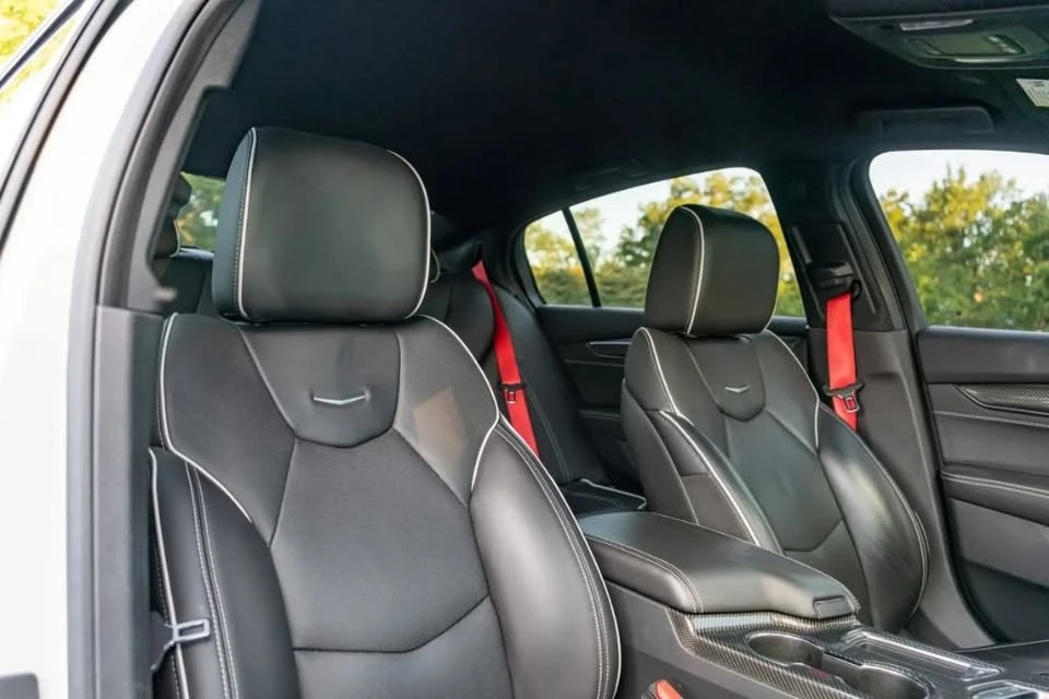 2022 Cadillac CT5-V Blackwing - Image 4 of 10