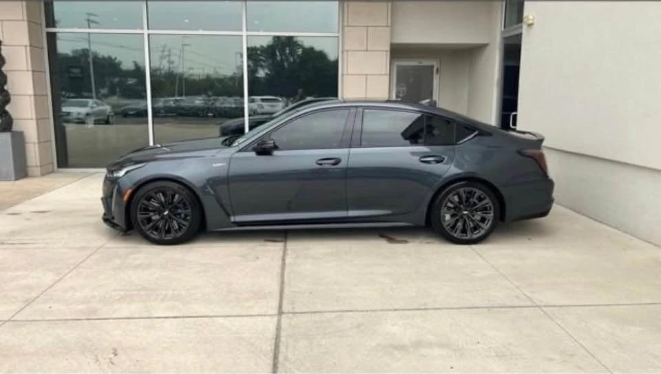 2022 Cadillac CT5-V Blackwing - Image 2 of 8