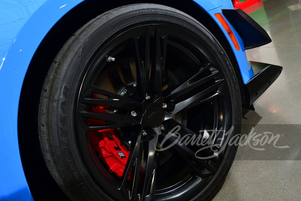 2022 Chevrolet Camaro ZL1 6th Gen - Image 13 of 22