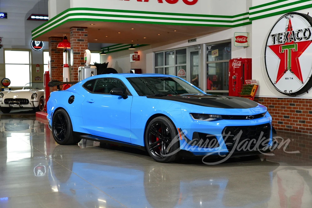 2022 Chevrolet Camaro ZL1 6th Gen - Image 15 of 22
